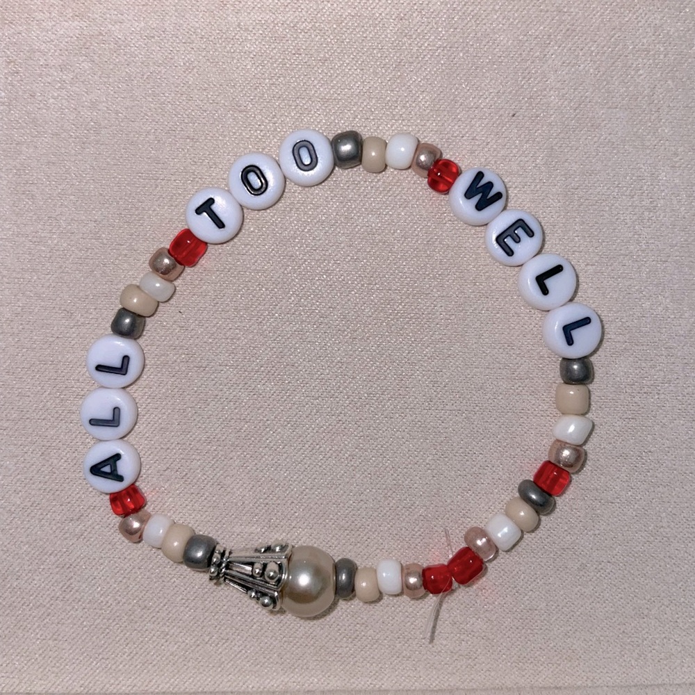 Taylor Swift | All Too Well | Homemade Friendship Bracelet